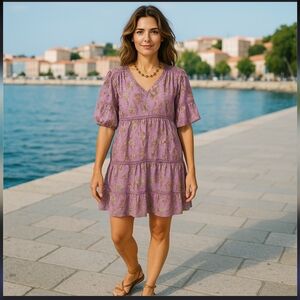 Natura NWT Purple Floral Lightweight Dress